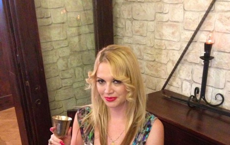 OANA LIS ŞI-A ÎNGREŢOŞAT FANII! Vezi poza asta şi vomiţi! | FOTO