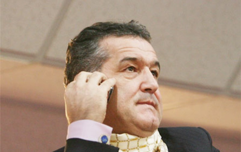 Gigi Becali: "Piţi vine de la vară!"