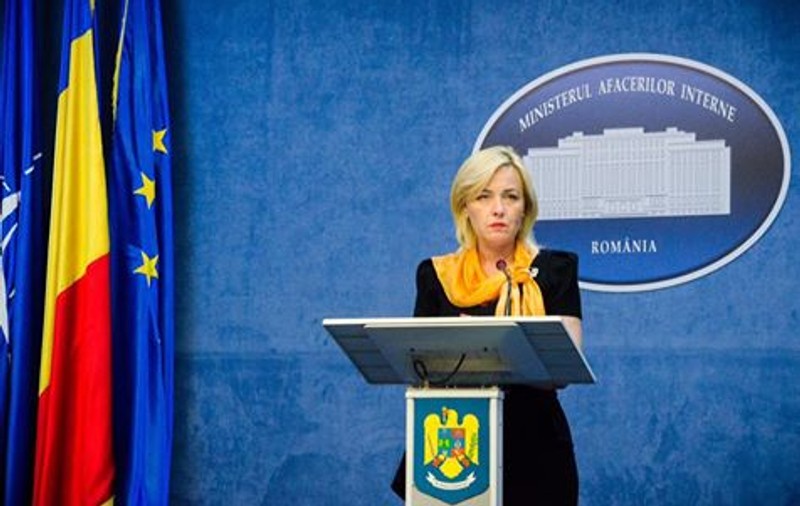 Ministrul de Interne vrea majorarea pedepselor pentru cei care atacă polițiștii: Se cer reguli mai simple pentru folosirea armei