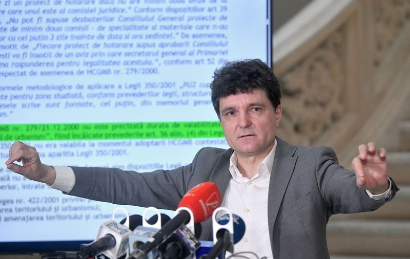 Trotuarul de-a lungul Dâmboviței se va extinde la patru metri pentru pietoni și bicicliști, de la Unirii până la Izvor, spune Nicușor Dan