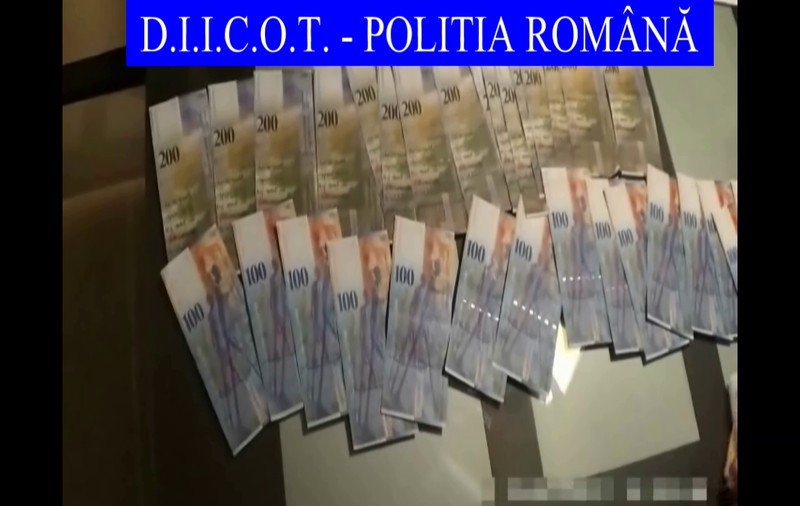 Rețea de proxeneți răspândită în șase județe, destructurată de DIICOT. Fetele forțate să se prostitueze i-au îmbogățit cu 5 milioane de euro