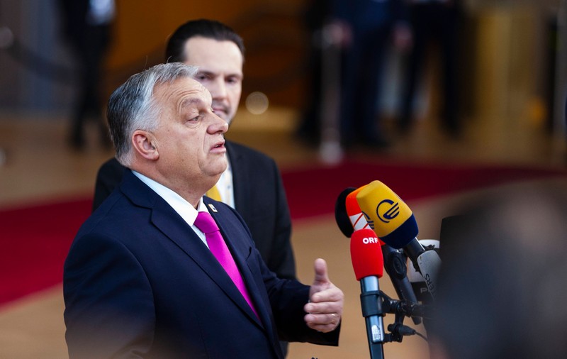 Cum au ajuns liderii europeni la acordul pentru deschiderea negocierilor de aderare cu Ucraina și Republica Moldova. Ce a făcut Viktor Orban înainte de vot | VIDEO