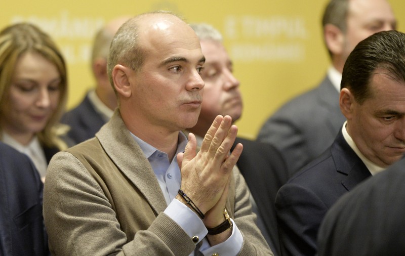 Rareș Bogdan a plâns la Realitatea Plus când a povestit cum Maricel Păcuraru a plătit salariile angajaților din închisoare