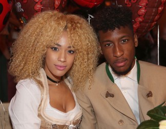 Kingsley Coman, extrema lui Bayern, a venit la Oktoberfest cu frumoasa Sephora. (FOTO: EPA)