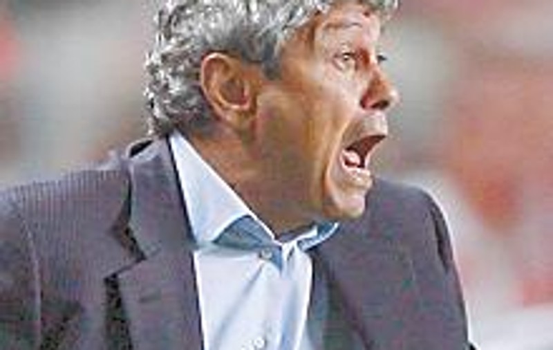 Lucescu îl apără pe Piţi