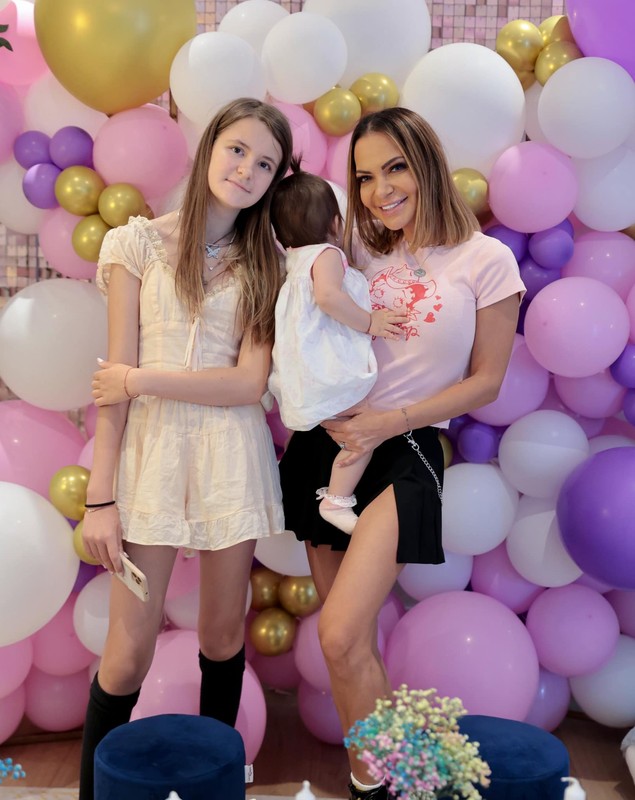 Andreea Antonescu se trezește zilnic la 5 dimineața. Ce program are de când a devenit mamă a doua oară: „Nu mă vait”