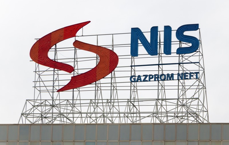 Percheziții la NIS Petrol, companie controlată de Gazprom. Surse: dosar pentru transmitere de informații privind zăcămintele de țiței din România