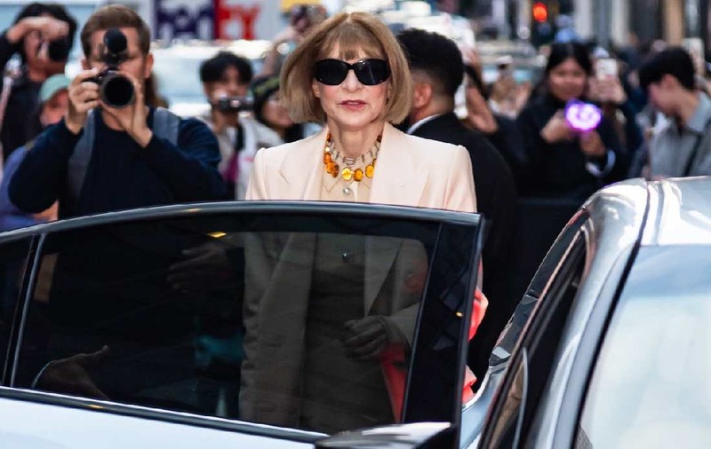 Anna Wintour rupe tăcerea despre „Diavolul se îmbracă de la Prada”, filmul în care Meryl Streep i-a dat viață. Mit și adevăr