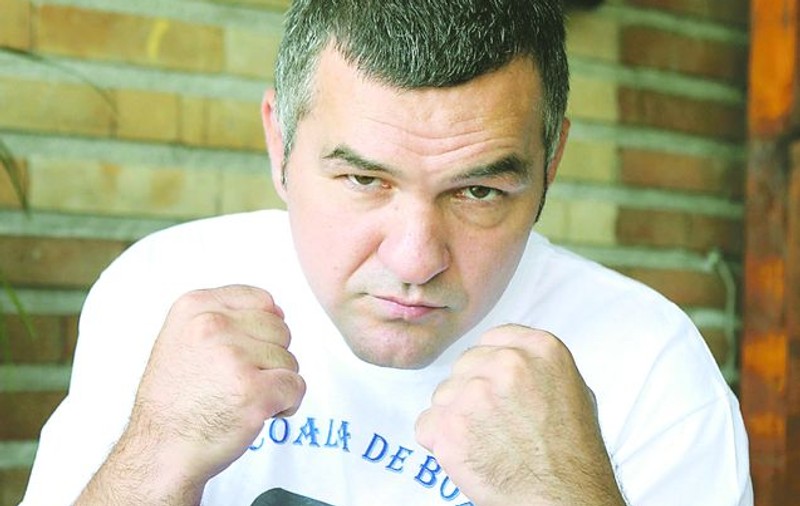 Campionii se revoltă