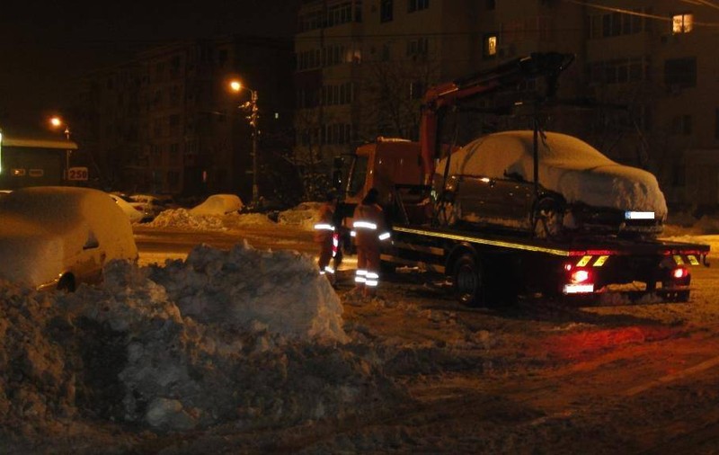 Sorin Oprescu, AVERTISMENT DUR petru bucureşteni: „Maşinile parcate în locuri nepermise şi care îngreunează acţiunile de deszăpezire vor fi ridicate”