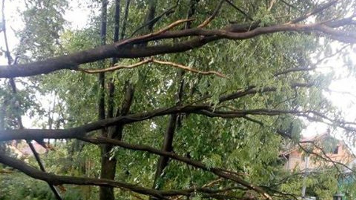Bebeluș cu hipotermie, salvat de pompieri în stațiunea Șuior, Maramureș. A rămas blocat într-un telescaun