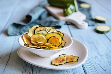 Chipsuri cu zucchini