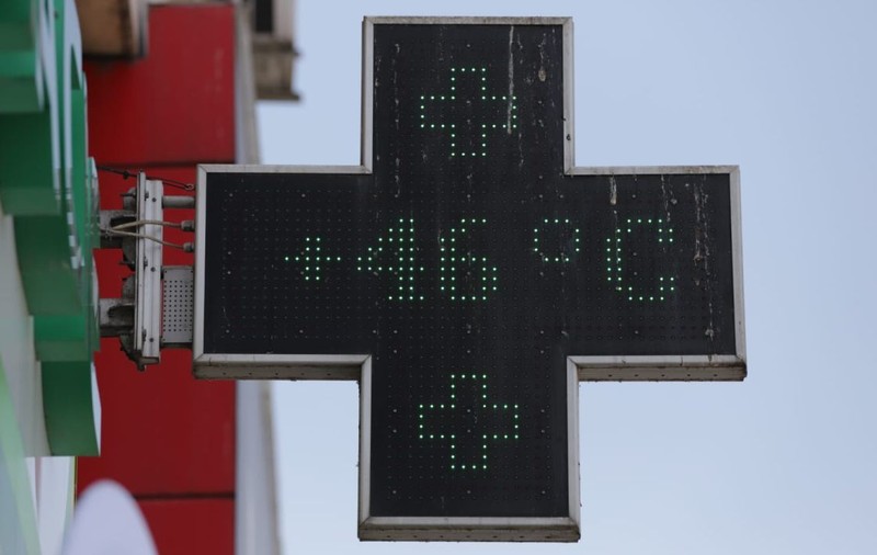 Zile de foc în București, temperaturile ajung la 42 de grade. 4 măsuri de prim-ajutor, recomandate de medici