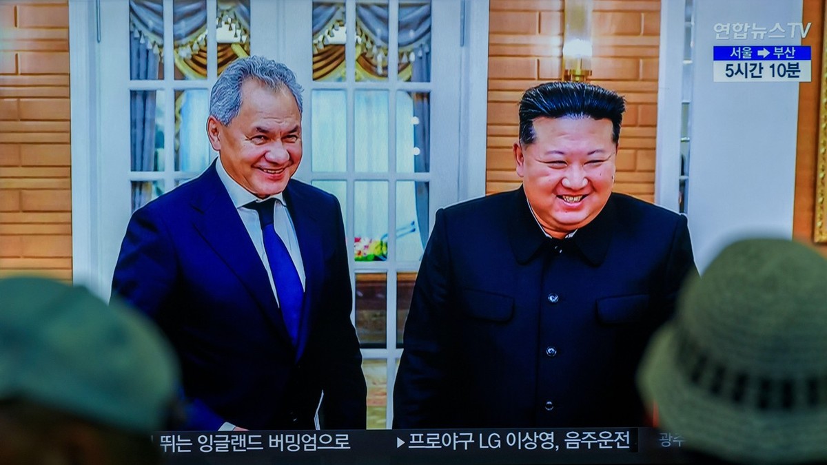 Serghei Șoigu, primit de Kim Jong-un în cursul unei vizite efectuate la Phenian în toamna anului 2024. Imagine cu caracter ilustrativ Foto: Profimedia