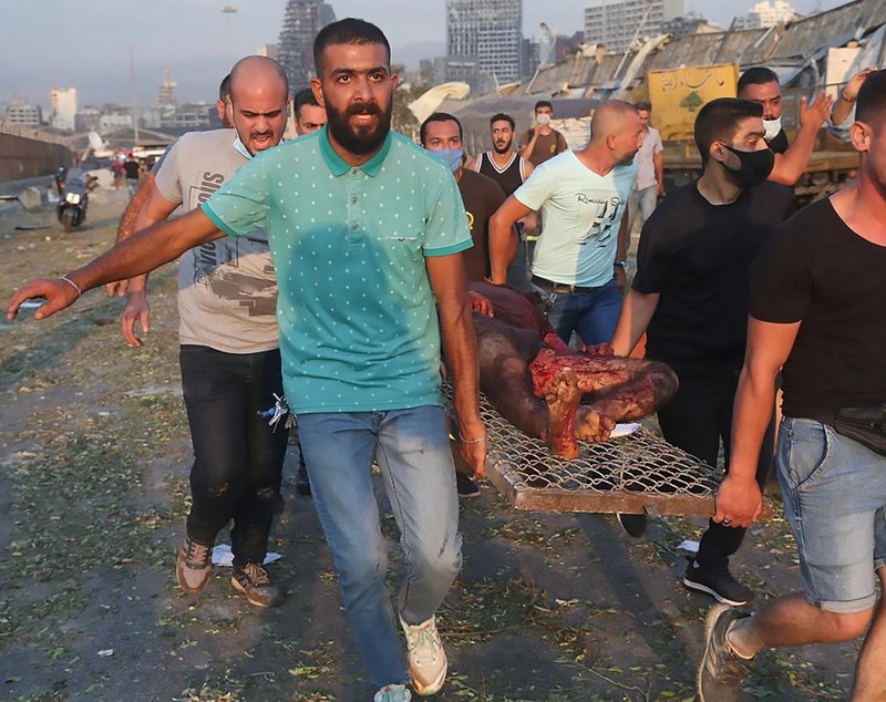 Trei zile de doliu național în Liban, după ce zeci de persoane au murit în exploziile din Beirut