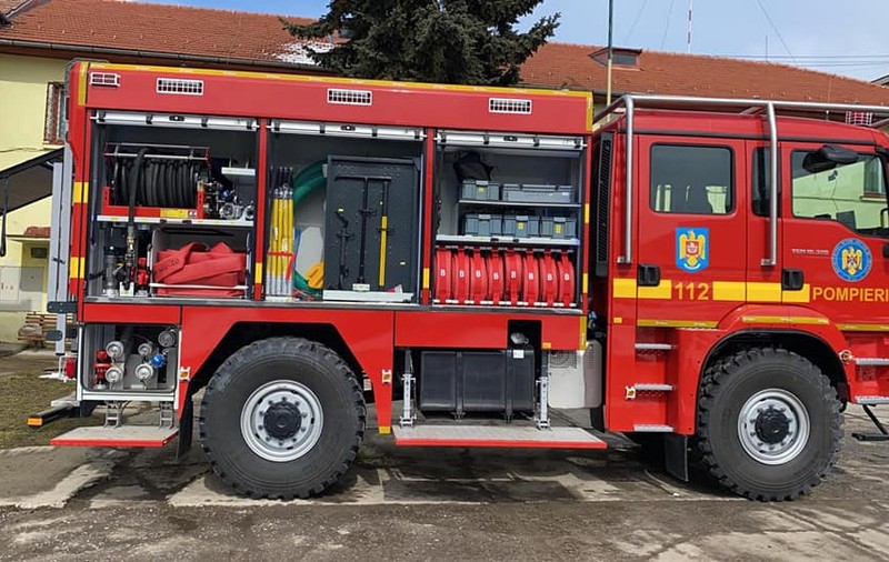 Femeie din Harghita resuscitată de medici, după ce s-a intoxicat cu fum de la mâncarea uitată pe foc