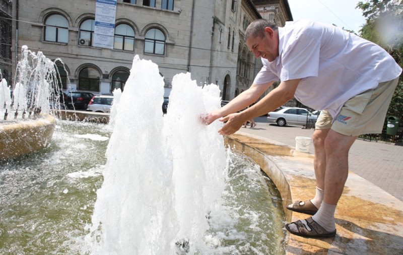 Mâine vor fi 40 de grade Celsius. Vezi ce ne rezervă vremea pentru următoarele 3 zile!
