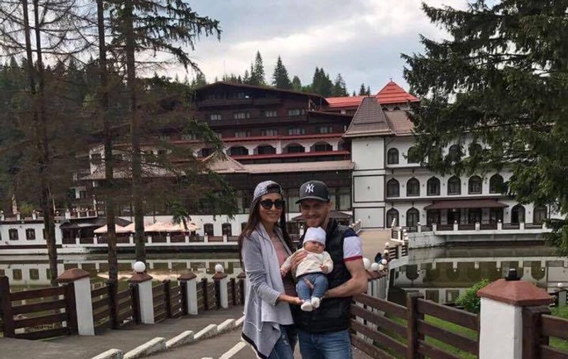 EXCLUSIV/ Fostul iubit al Andreei Tonciu, fotbalistul Nicolae Mitea, a ajuns sărac lipit: cere bani amicilor și și-a scos casa la vânzare!