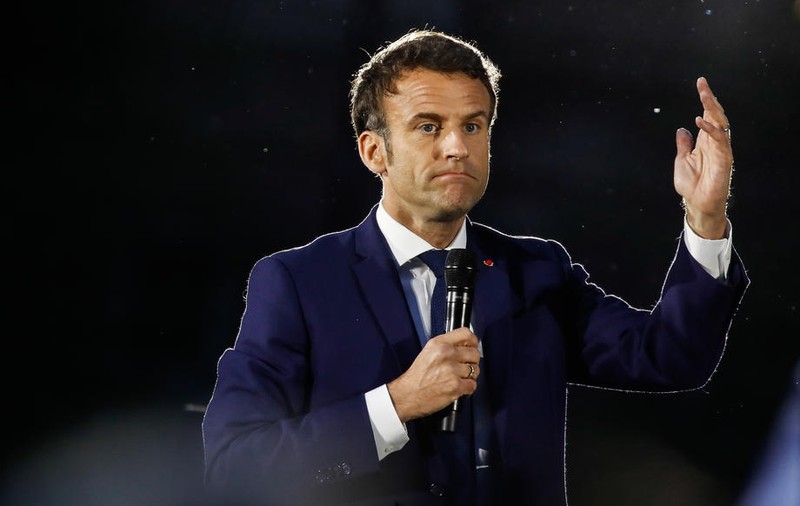 Motivul pentru care Emmanuel Macron refuză să folosească termenul „genocid” pentru a descrie atrocitățile din Ucraina