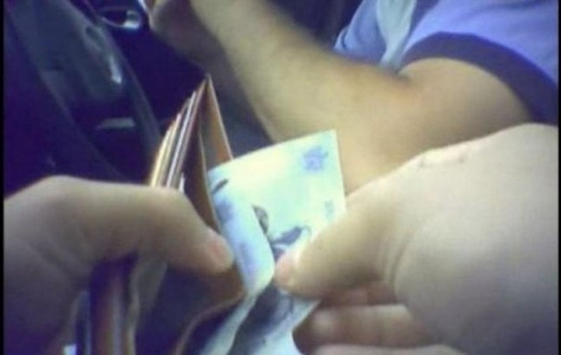 Un polițist din Iași a refuzat șpaga de șase ori. Ultima dată, acum câteva zile