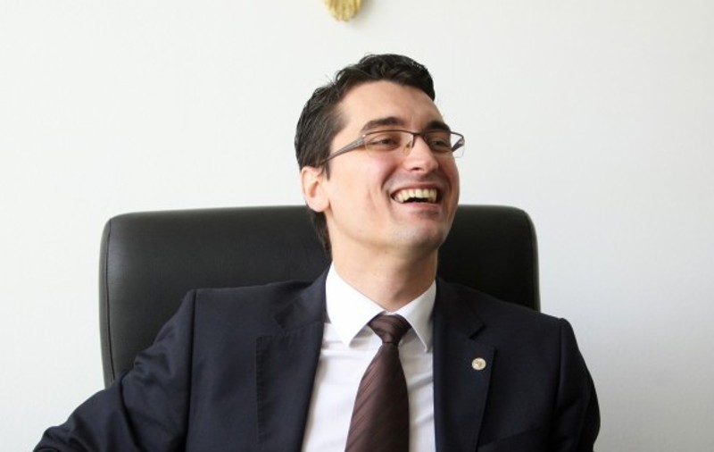 Răzvan Burleanu a jignit 351.105 de șomeri. În plin război cu Generația de aur, președintele FRF a lovit în toți românii fără serviciu