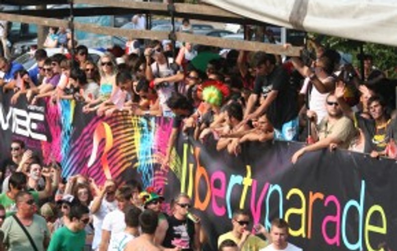 Distracţie până în zori la Liberty Parade!