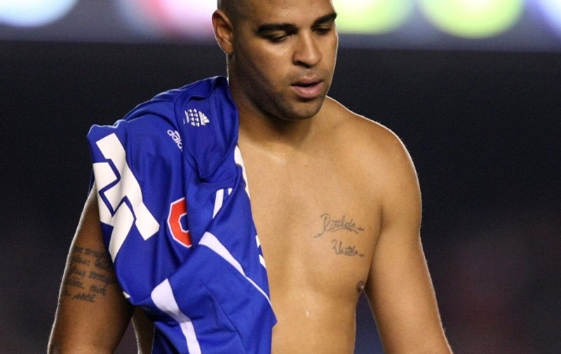 Fotbalistul Adriano a vrut să se sinucidă în 2009 