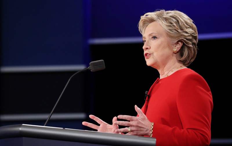 Hillary Clinton a câștigat prima dezbatere prezidențială, potrivit unui sondaj