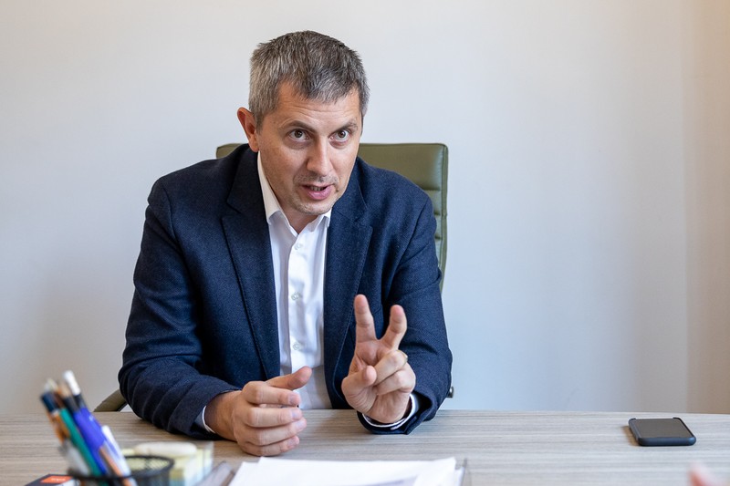 Dan Barna l-a atacat recent pe premierul Cîțu pe tema noii plângeri făcute de Departamentul Anti-Fraudă (DLAF) la DNA