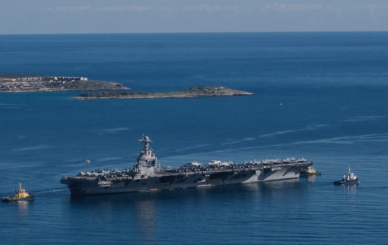 Portavionul nuclear Gerald R. Ford, nevoit să se oprească în Grecia, din cauza toaletelor defecte. Gigantul se deplasează spre Orientul Mijlociu