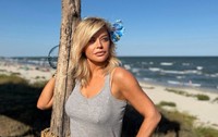 Loredana Groza pe plajă la mare | sursa foto: Facebook