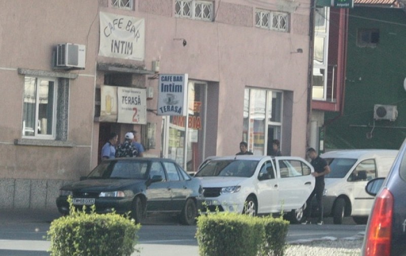 Moarte suspectă într-un bar din Lugoj. Un fost polițist a căzut secerat în toaleta localului