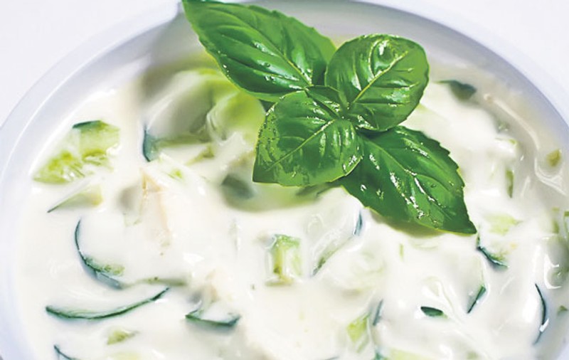 O rețetă sănătoasă | Tzatziki cu lipie
