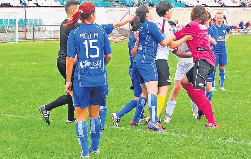 Oltence fierbinți | Meciul CFR Timişoara - Real Craiova din Superliga feminină s-a încheiat cu o păruială