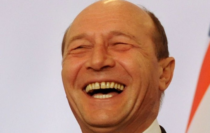 Băsescu: "Am ţinut cu Germania dar cred că Spania va câştiga Campionatul Mondial" 