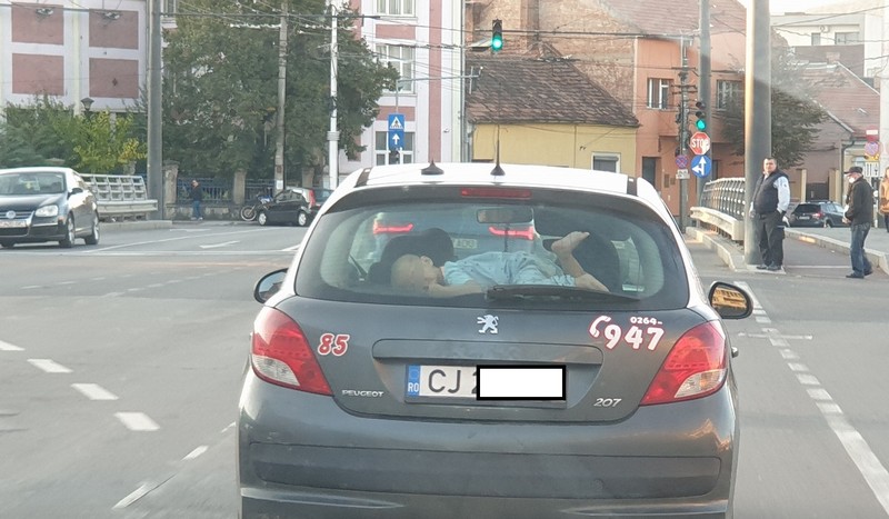 Copilul e cât se poate de real, a scris cel care a realizat fotografiile. Foto: Facebook / ‎Paul Campian‎ în Soferi De Week-end CLUJ