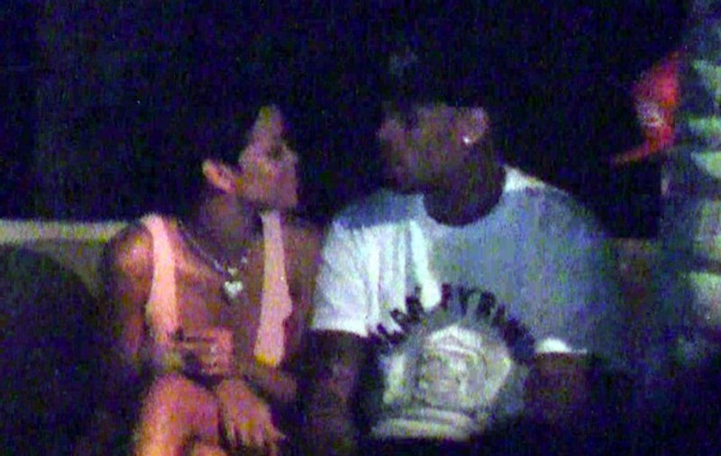 Rihanna şi Chris Brown, fotografiaţi împreună! | FOTO INCREDIBIL