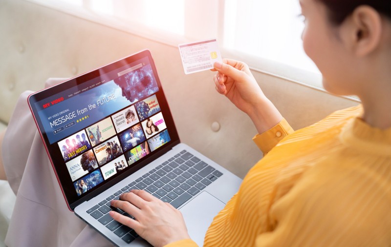 Coduri secrete pe Netflix. Cum să accesezi filme, seriale și emisiuni TV ascunse în platforma de streaming