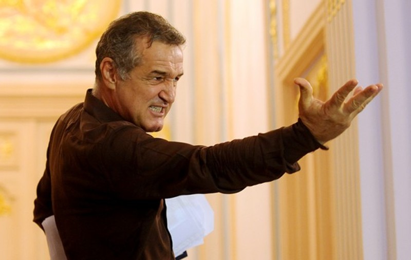 Gigi Becali l-a luat tare pe Alibec: ”Aici e Steaua, e război. Nu suntem grădiniță, ca să educăm fotbaliștii. Dacă nu ești bărbat, du-te și lasă-ne!”