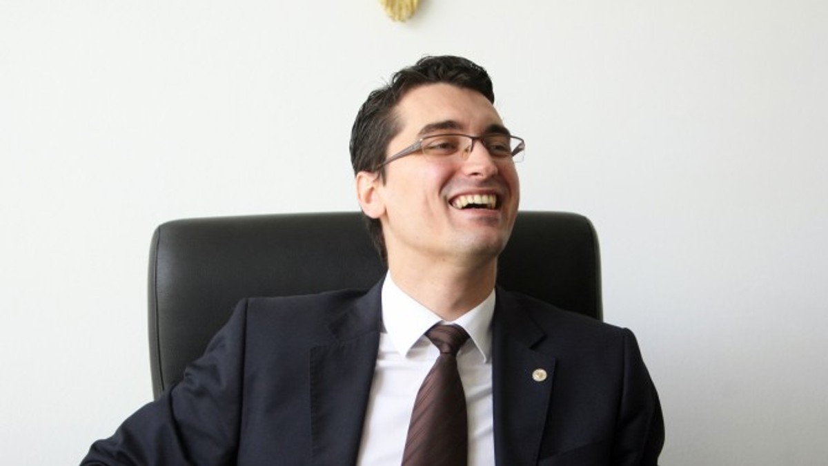 Răzvan Burleanu a jignit 351.105 de șomeri. În plin război cu Generația de aur, președintele FRF a lovit în toți românii fără serviciu