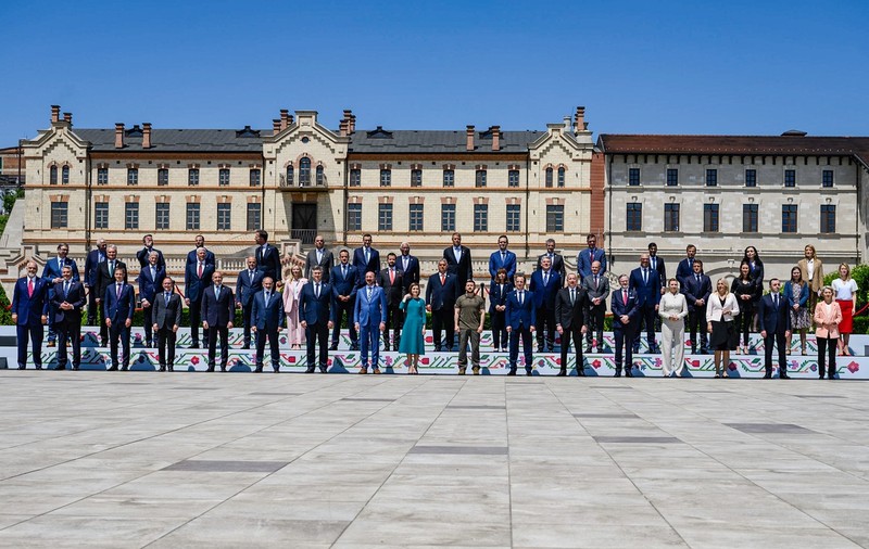 Viitorul Europei se conturează la Bratislava, Varșovia, Kiev, Chișinău și Vilnius. De ce nu și la București?