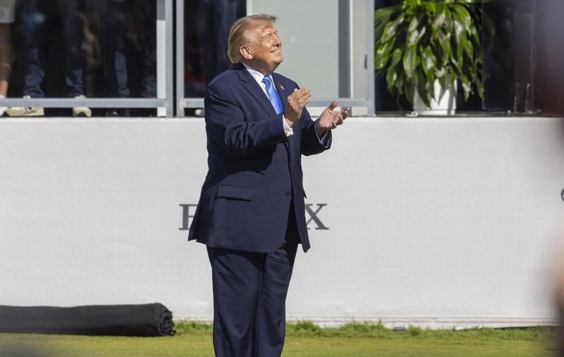 Donald Trump vrea să dea câte 1.000 de dolari fiecărui nou-născut din SUA. Sursă foto: Hepta