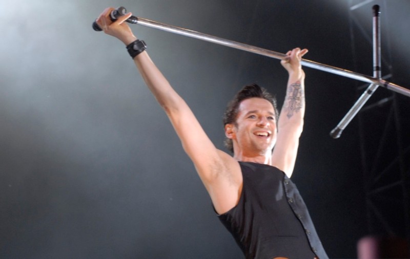 Depeche Mode face acte de caritate
