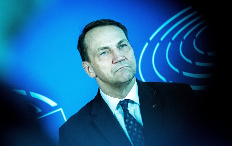 Cine îl poate înlătura pe Vladimir Putin de la putere. Ce este „Garda Pretoriană”, despre care a vorbit șeful diplomației poloneze