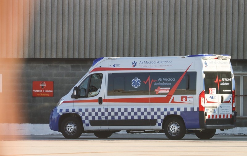 Cum arată ambulanța aeriană de lux care l-a transportat pe Cristiano Ronaldo, infectat cu COVID, în Italia