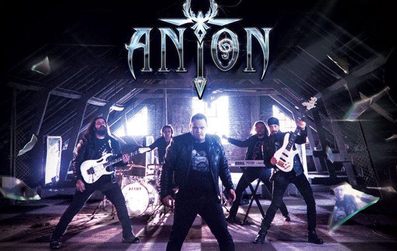 Ovidiu Anton, solistul ghinionist de la Eurovision, se relansează în stil heavy metal Anton