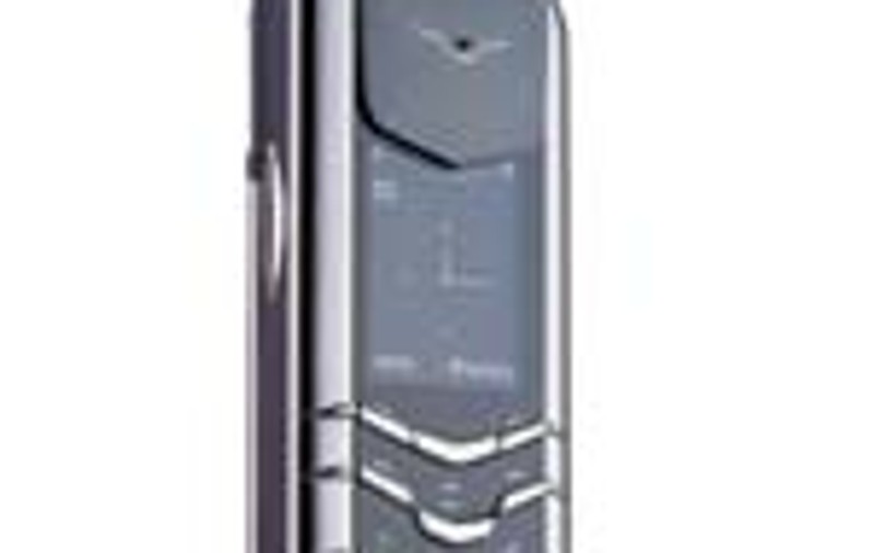 Telefon la pret de Logan