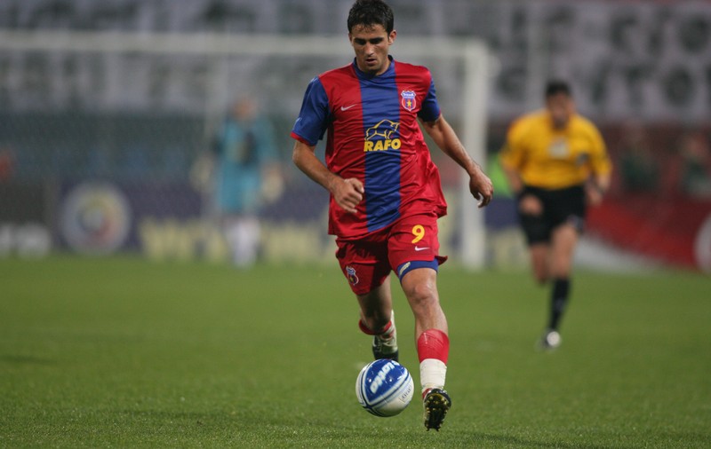 DERBY-UL STEAUA - DINAMO / Vali Badea, fost atacant al campioanei, despre cum îi motiva Gigi Becali înaintea meciurilor. ^”Va fi 1 solist!” 