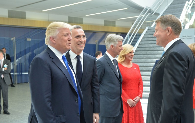UPDATE. Președintele Klaus Iohannis, vizită oficială în SUA: Voi discuta cu Donald Trump despre aprofundarea Parteneriatului Strategic dintre SUA și România