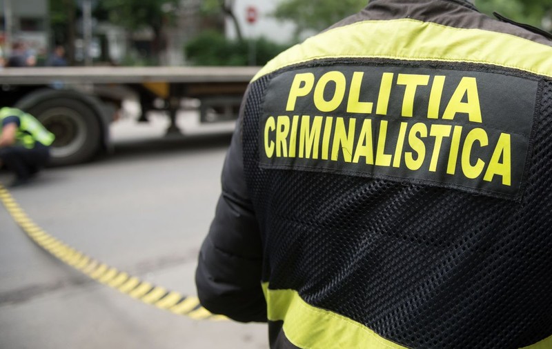 Un polițist din Galați a fost găsit împușcat în autospecială. Colegii au dat alarma, după ce nu s-a prezentat la serviciu